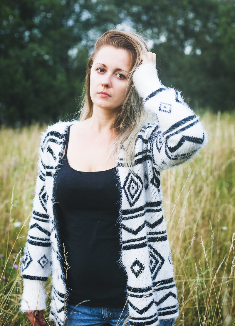 sitting, the effort, hand, outdoors, pretty, three quarter length, nature, hairstyle, autumn, leisure activity, caring, sweater, indian, 5K, standing