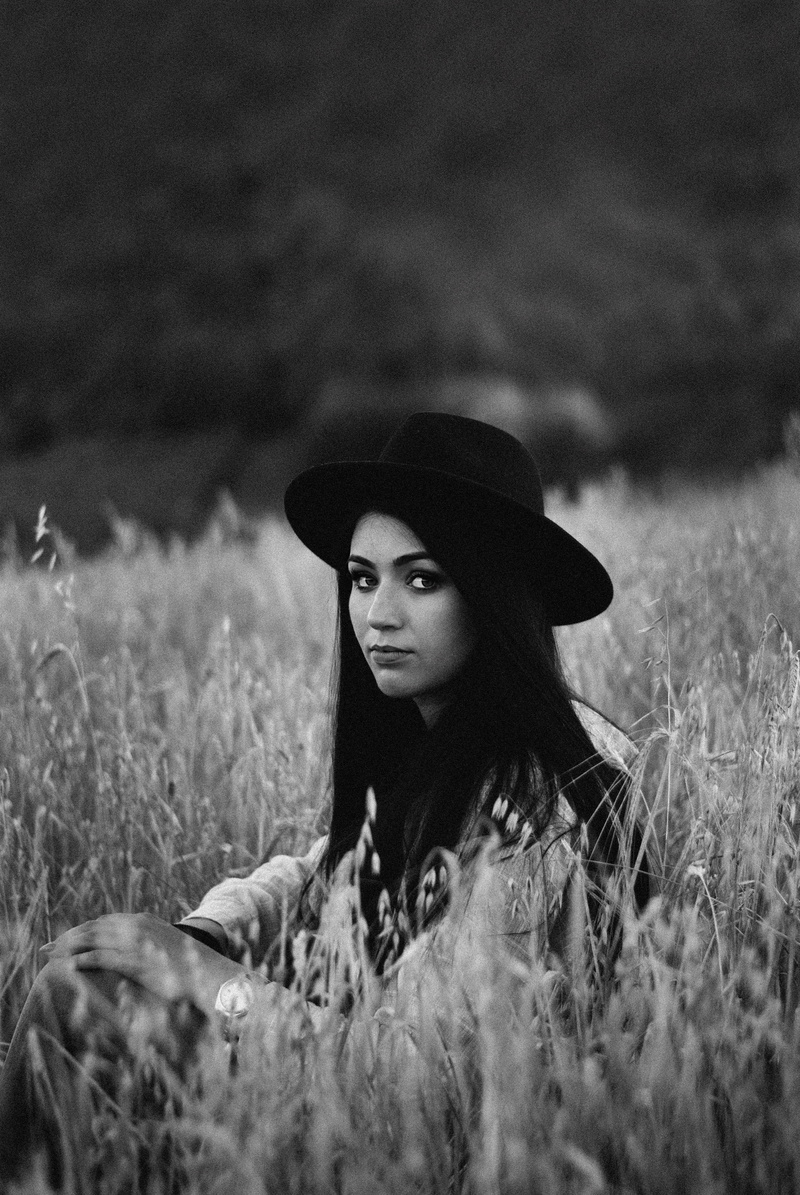 black, summer, females, field, woman, plant, caucasian Ethnicity, 4K, beautiful woman, sensuality, women, portrait, rural Scene, hairstyle, beautiful