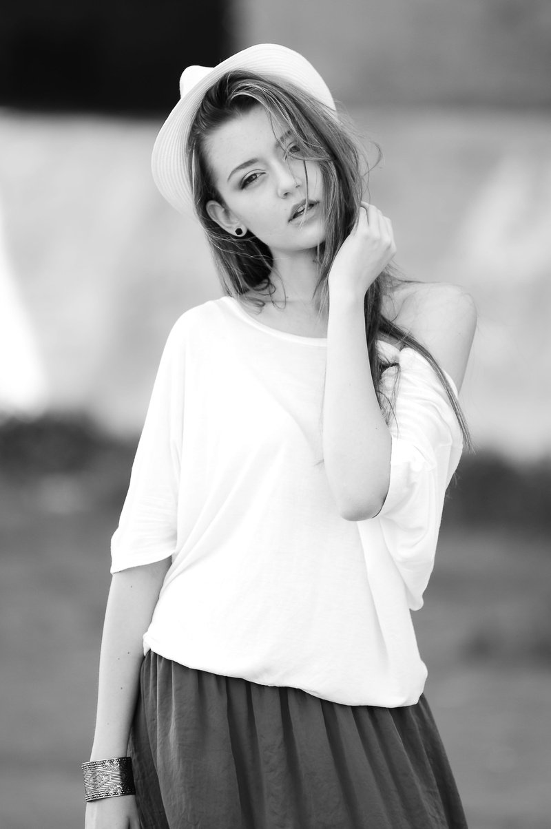 black white, clothing, dom, face, women, black, sad, eyes, beauty, earrings, hairstyle, young, posing, rock, black and white, girl, woman, beautiful, hair