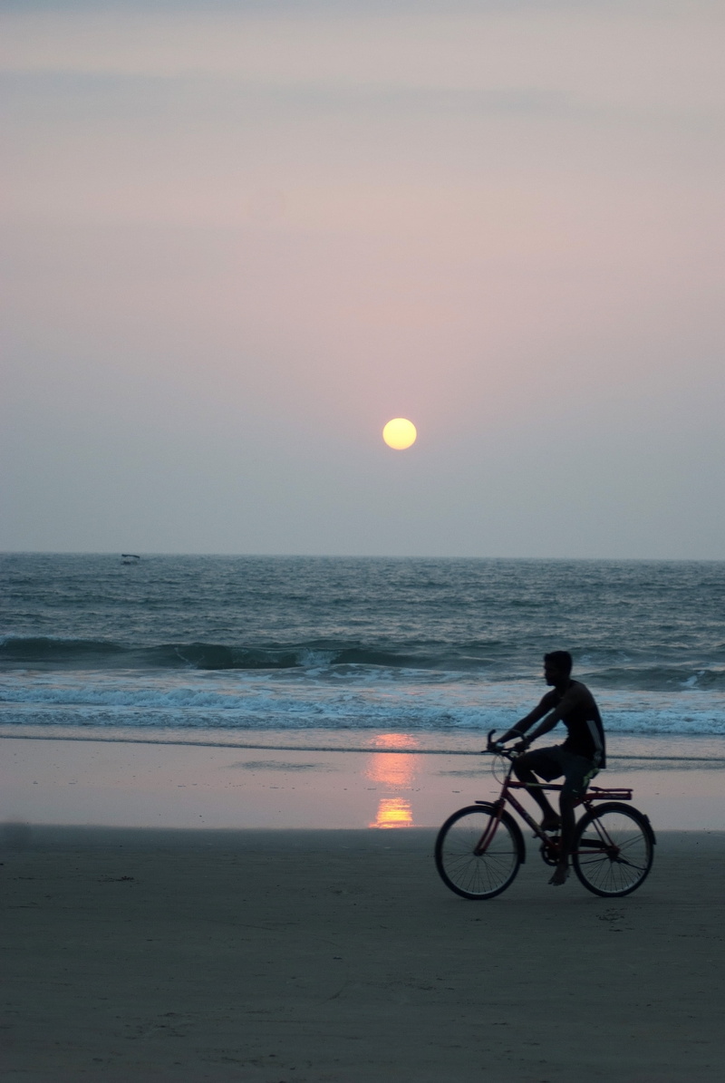 ocean, bicycle, sunset, summer, lifestyles, seascape, water, sky, outdoors, view, beauty in nature, dusk, idyllic, man, wide, reflection, twilight, riding