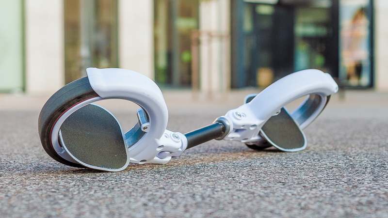 selective focus, communication, Cycle, building exterior, Sports Equipment, fitness equipment, gasoline, day, technology, equipment, silver colored, cycle board