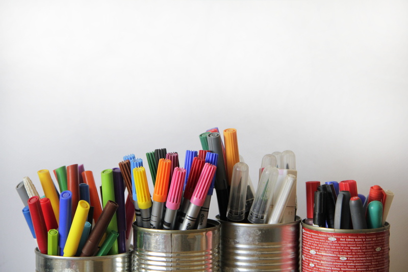 canisters, paintbrush, craft, steel, drawing, school, stainless steel, white background, art and craft, large group of objects, education, art and craft equipment