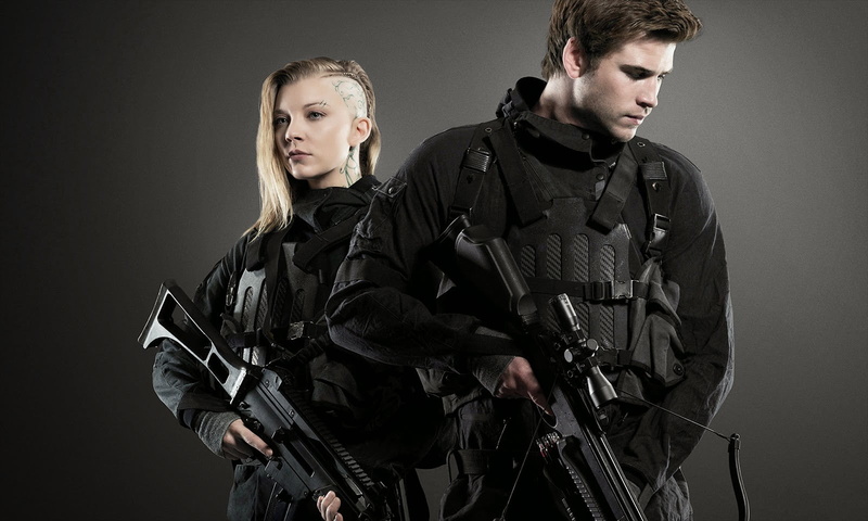 The Hunger Games, blonde, Natalie Dormer, movies, tattoo, soldier, sidecut, black clothing, 720P, simple background, Liam Hemsworth, gun