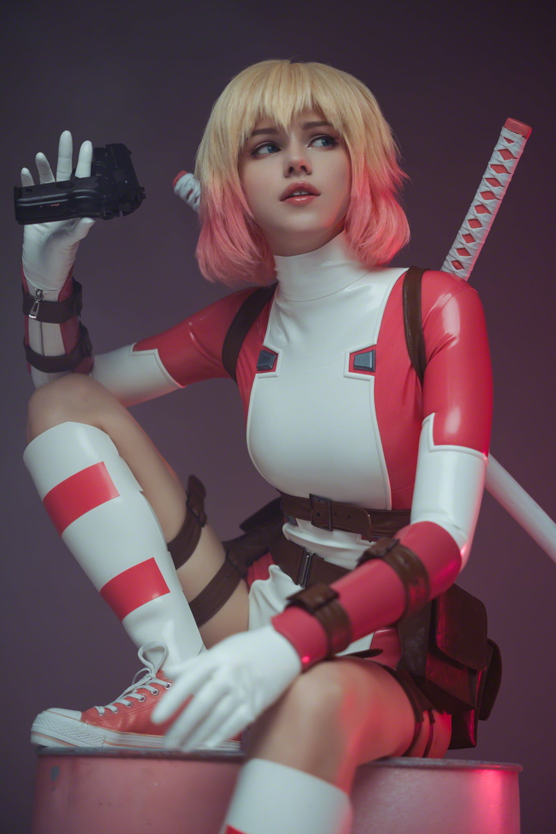 sitting, women indoors, looking away, women, 1080P, cosplay, parted lips, gun, weapon, Shirogane Sama, model, indoors, multicolored hair, Gwenpool