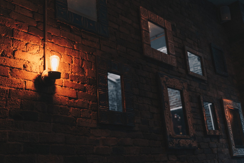 illuminated, big apple, run-down, bulb, mirror, new york, soho, near, wall - building feature, night, window, old, mirror wall, architecture, new york city