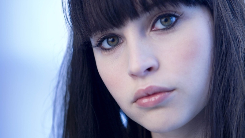 fashion, headshot, long hair, human body part, hair, depression - sadness, studio shot, 1080P, close-up, hairstyle, brunette, Felicity Jones, teenager