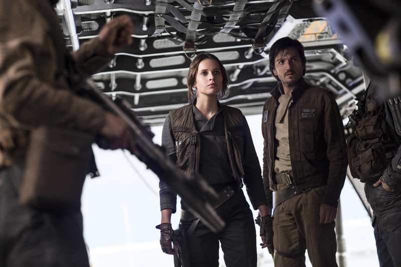 Diego Luna, people, mid adult men, young adult, Rogue One: A Star Wars Story, three quarter length, indoors, Felicity Jones, males, Cassein Willix, young men