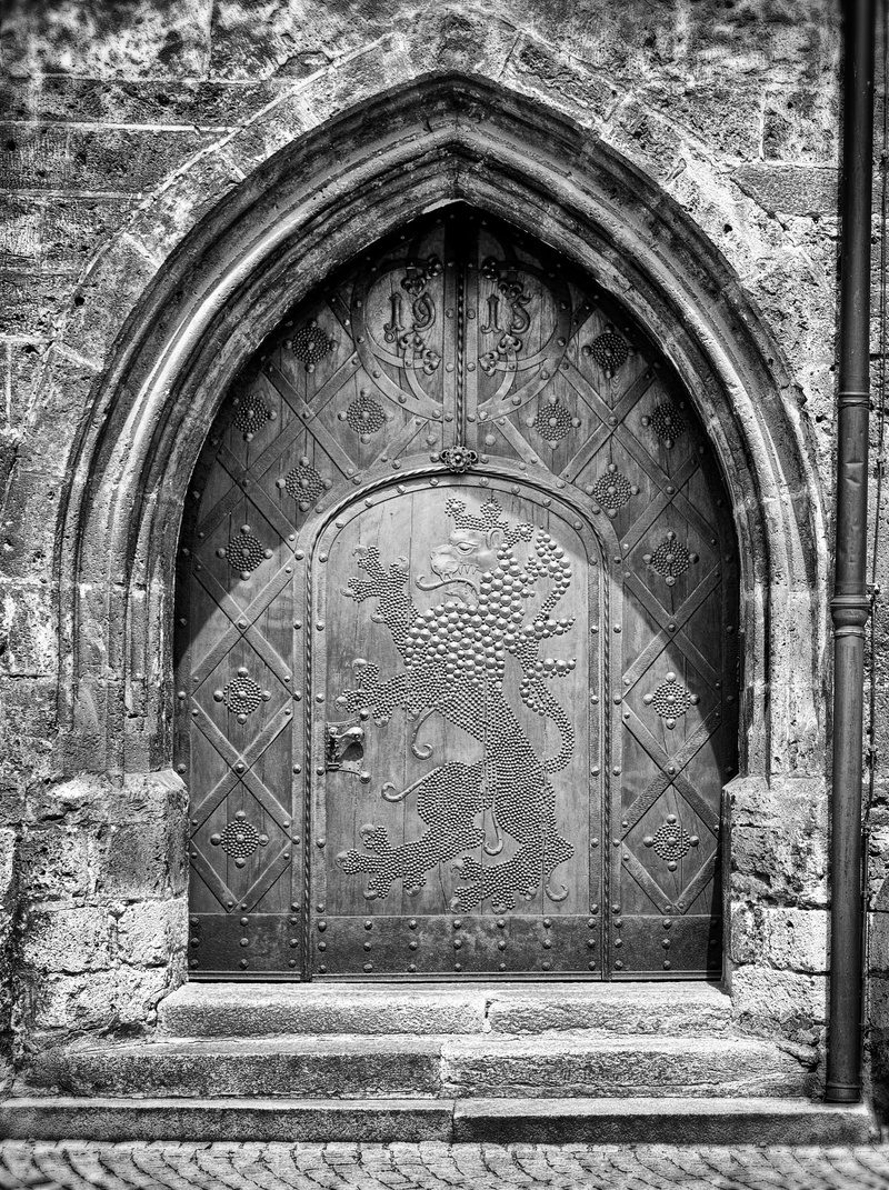 the past, input, castle, black, pattern, goal, 4K, gate, day, wall - building feature, entrance, art and craft, wrought iron, wall, bas relief, old door