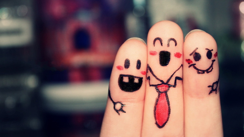fingers, friends, fields, hd, depth, x, buddies, friendship, 1080P, nature, humor, field, art