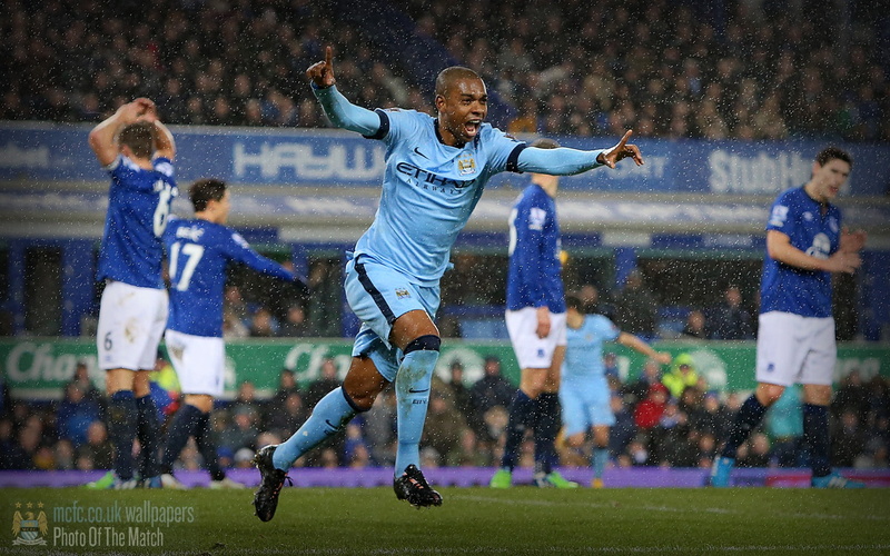 motion, grass, sportsman, people, focus on foreground, football, mid-air, sport, everton, athlete, effort, jumping, club, city, group of people, competition