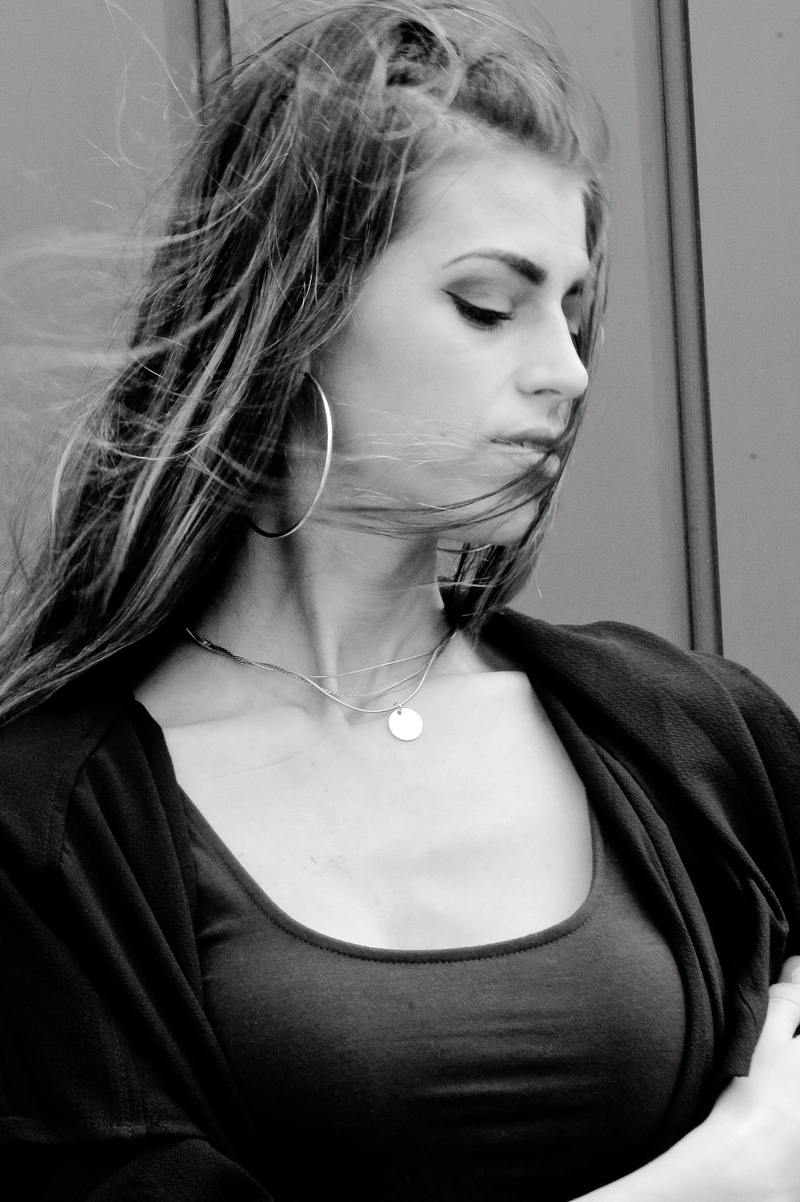 hairstyle, front view, standing, casual clothing, young adult, beautiful woman, stylist, mua, headshot, girls, lifestyles, jewelry, leisure activity, women