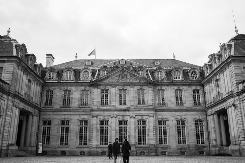 buildings, 2K, architecture, group of people, black and white, ancient, street, strasbourg, building exterior, palace, real people, france, cloud - sky