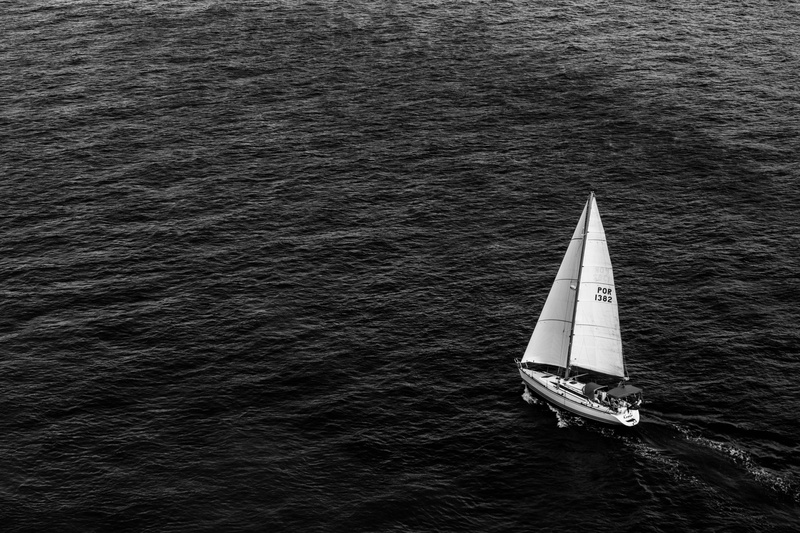 photography, yachting, nautical vessel, high angle view, travel, sailing, rippled, white, outdoors, mode of transportation, waterfront, 4K, water, day