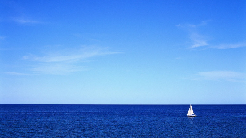 water, nature, copy space, urban skyline, sailboat, sailing ship, white, outdoors, nautical vessel, horizon, ship, travel, mode of transportation, yachting