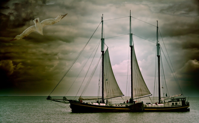 ship, mode of transportation, tall ship, sailing ship, 4K, sailboat, mood, transportation, romance, brown, outdoors, sea, cloud - sky, clouds, black, sailing