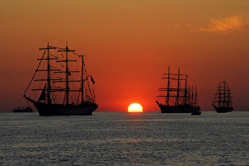 mode of transportation, beauty in nature, sailing Ship, orange color, sky, sea, maritime, three, sailing, sailboat, body, sun, 2K, ocean, silhouettes