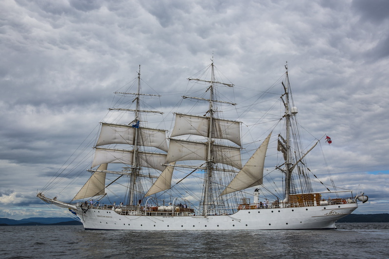 nautical vessel, 1080P, passenger craft, mode of transportation, sky, adventure, sea, transportation, sailing, pole, mode of transport, tall ship, clouds