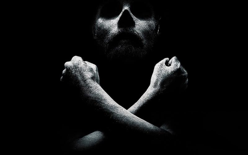 1080P, human limb, aggression, front view, Black Sails, adult, finger, headshot, human face, Starz, human body part, grayscale, man, TV, close-up, black background