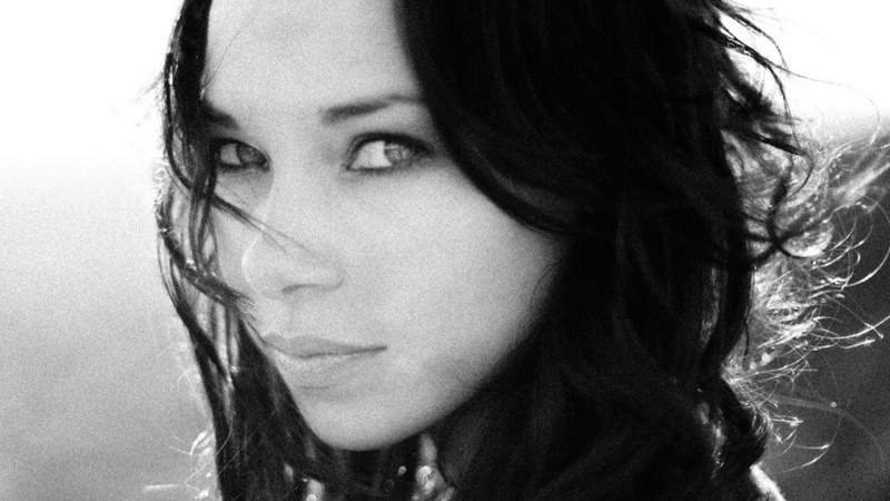 Jessica Parker Kennedy, eyes, Black Sails, 1080P, Max, looking at viewer, brunette, people
