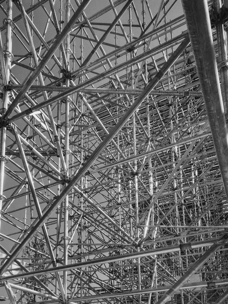 amsterdam, amusement park, sky, geometric shape, large, scaffold, close-up, fairground, construction industry, netherlands, ferris wheel, black and white