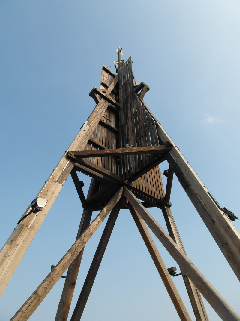 North Sea, wood - material, tall - high, connection, sunlight, watts, girder, sky, beach, built structure, tower, holiday, nature, architecture, old, clear sky