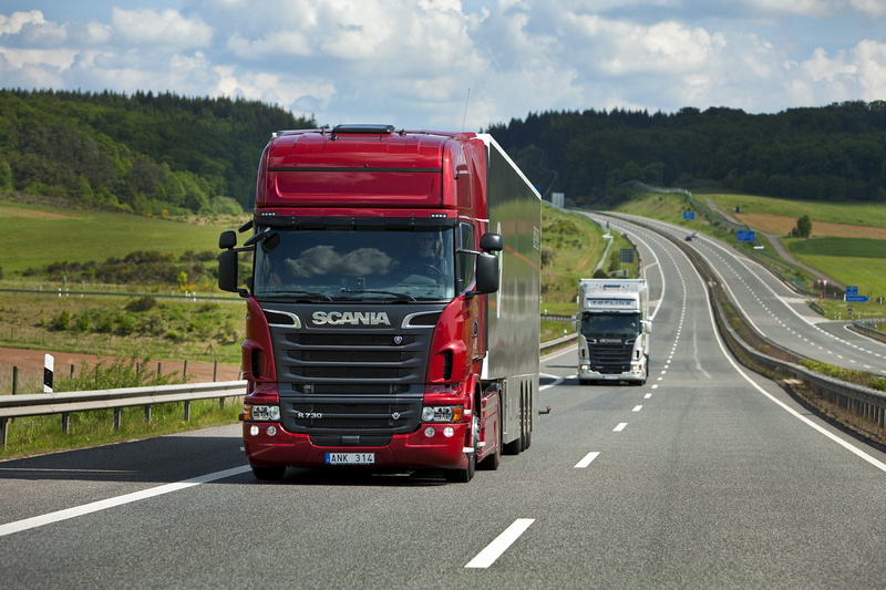 engine, shipping, transportation, traffic, speed, sky, car, road marking, delivering, land Vehicle, street, motion, multiple Lane Highway, marking, highway