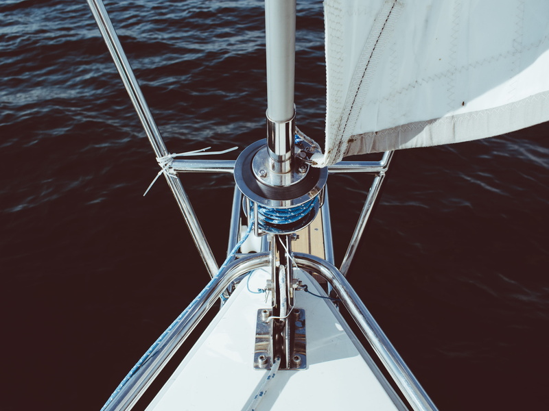 ship, day, 4K, high angle view, transportation, sailing, yacht, sailboat, luxury, nautical Vessel, mast, summer, travel, outdoors, body, yachting, boat