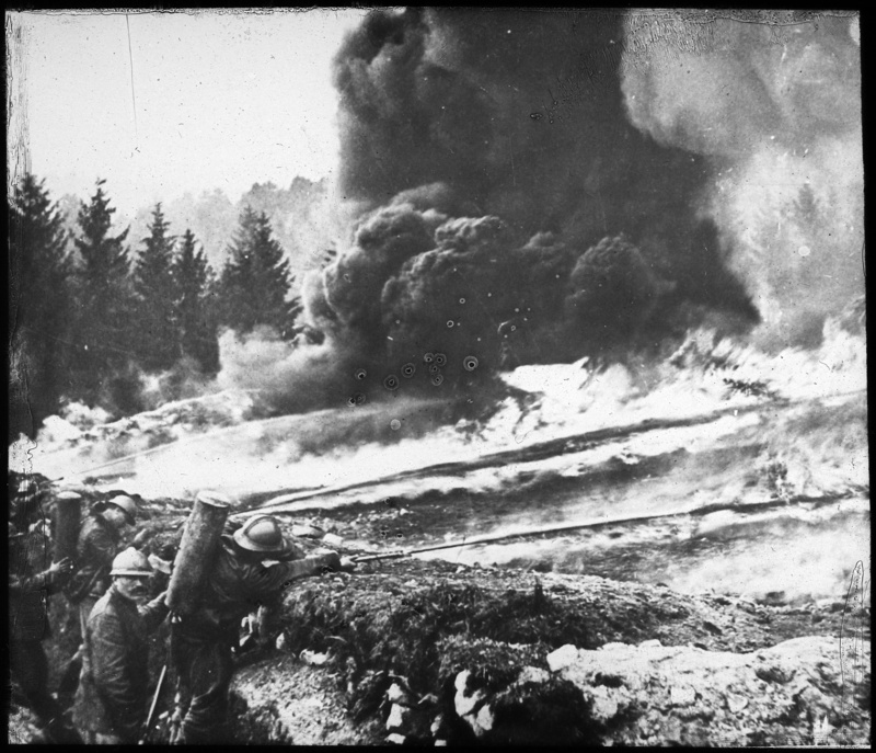 old, no people, flamethrower, monochrome, day, trenches, old-fashioned, wwi, ww i, time, World War I, troops, nature, landscape, gas, black And White, arts And Entertainment