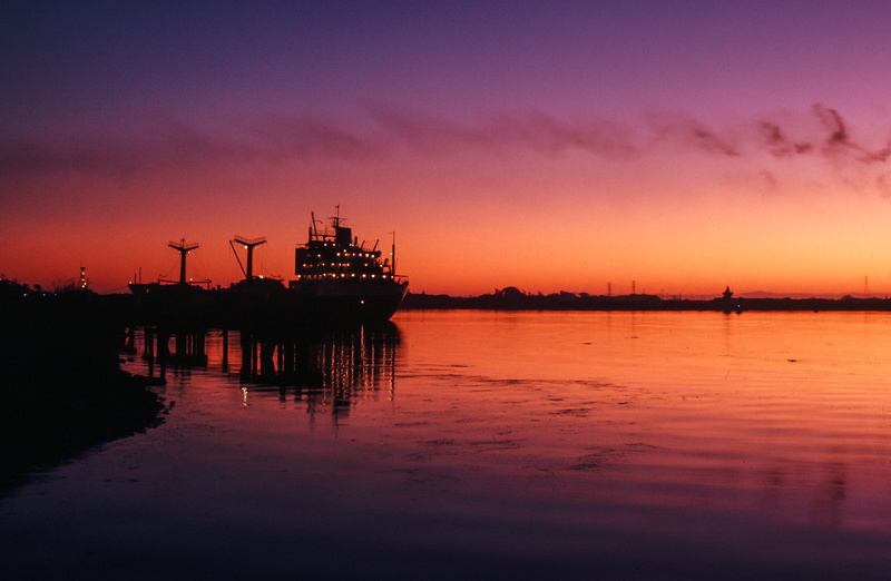 tourism, dusk, tranquility, nautical vessel, boating, yacht, travel, transport ship, shipping, sea, coast, beauty in nature, sky, no people, transportation