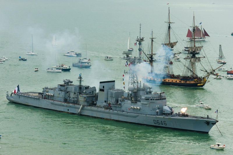 Destroyer type George Leahy (Type F70), The Frigate Hermione, Marine Nationale, 32 gun sailing frigate class Concorde, Boat, French Navy, Yacht, 1080P