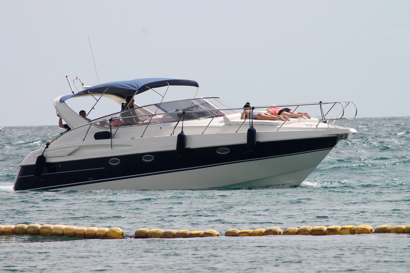 rest, day, boat, mode of transportation, sailing, sunshine, clear sky, summer, real people, outdoors, the sea, sol, tanning, vacations, 4K, yacht, wealth