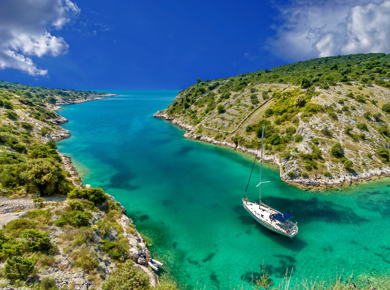 vacation, bay, tranquil scene, tourism, nature, idyllic, motorboat, lagoon, sailing boat, travel, blue, anchored, tropical island, romantic, outdoor, sailing