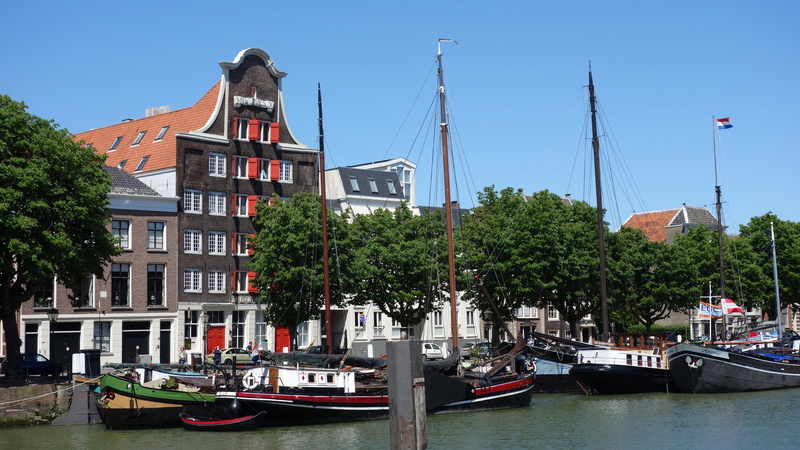 outdoors, building exterior, architecture, 5K, passenger craft, cityscape, holland, transportation, plant, sky, ship, waterfront, nature, canal, built structure