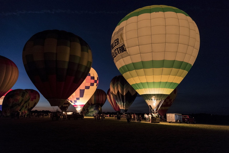 field, hot air, colorful, event, balloons, glow, competition, tourism, highsmith, dom, crowd, travel, 1080P, hot, nature, float, recreational pursuit