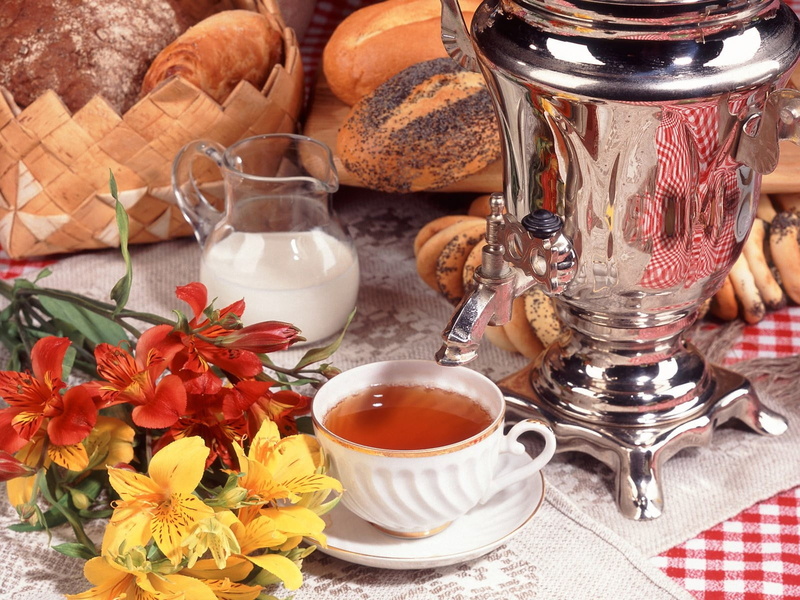leaf, freshness, brown, food, mug, napkin, ceramic, white, cultures, bread, glass, samovar, teapot, table, plant, decoration, still life, tea - Hot Drink