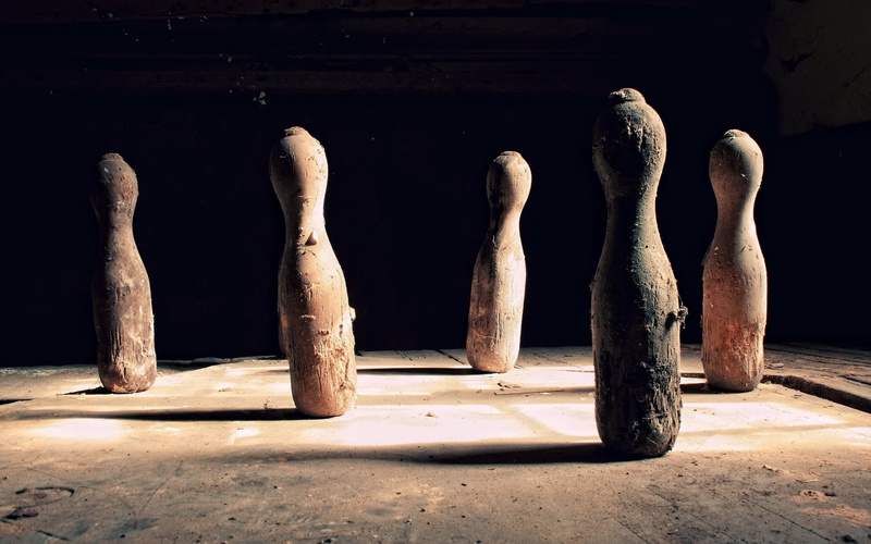 two, day, sunlight, in a row, indoors, art and craft, archaeology, old, no people, craft, sculpture, ceramic, sports, architecture, shadow, 2K, close-up