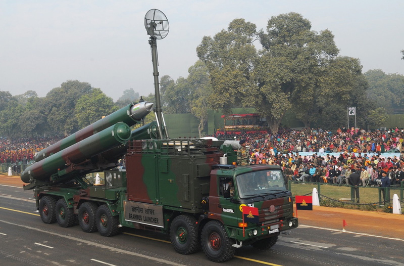 4K, truck, brahmos, missile, vehicle, cruise, wepons, army, supersonic, indian