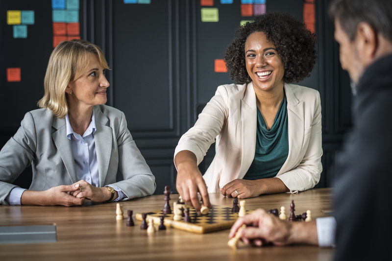 mature adult, competition, leisure games, sitting, females, game, focus, group of people, chess, businessman, board, achievement, 4K, strategy, planning