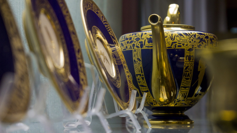 no people, winning, arts culture and entertainment, selective focus, focus on foreground, Napoleon, art and craft, still life, trophy, indoors, Egypt, gold