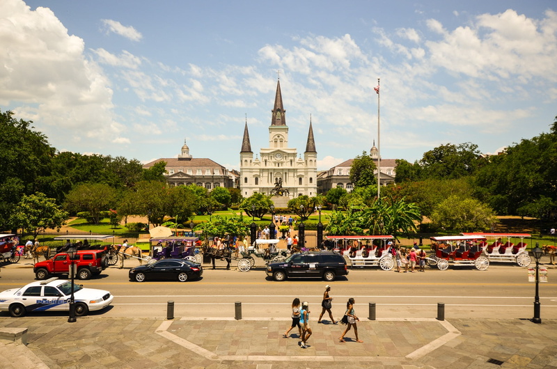 land vehicle, sky, 1080P, building exterior, walking, jackson square, america, plant, the past, history, architecture, cloud - sky, french quarter, nature