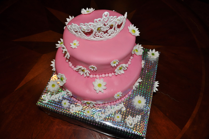 pink Color, cake, floral pattern, elegance, jewelry, table, plant, icing, 2K, beautiful, love, wood - material, personal Accessory, freshness, baked, celebration