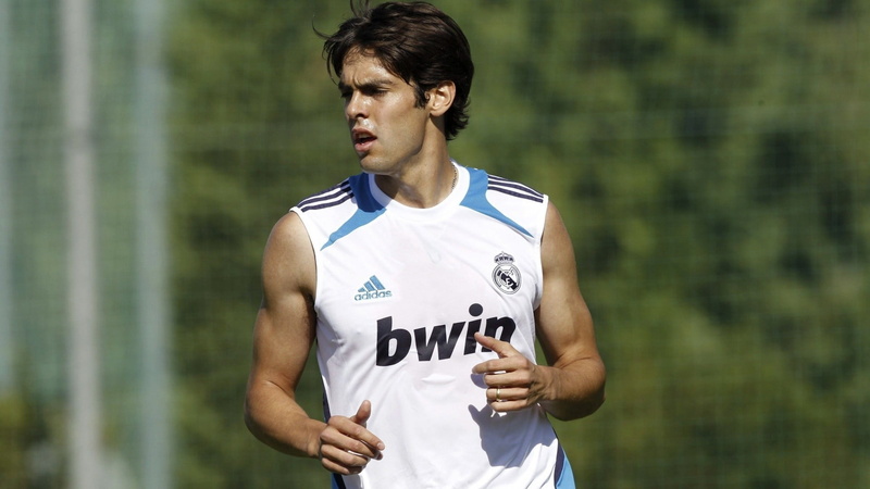 young men, white, text, sleeveless, shirt, one person, athlete, Kaká, 1080P, jersey, waist up, adidas, Real Madrid, hairstyle, day, contemplation, front view