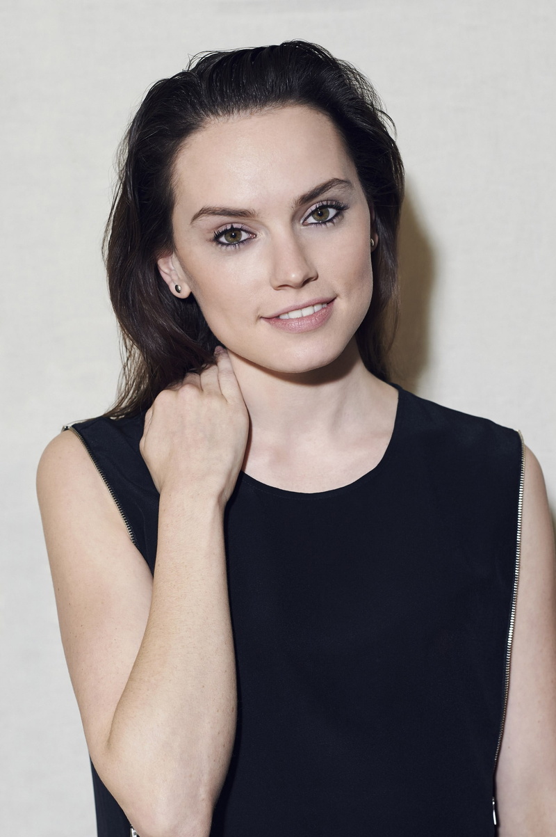 black color, beauty, adult, beautiful woman, brunette, women, happiness, portrait, long hair, brown hair, young adult, actress, beautiful people, waist up