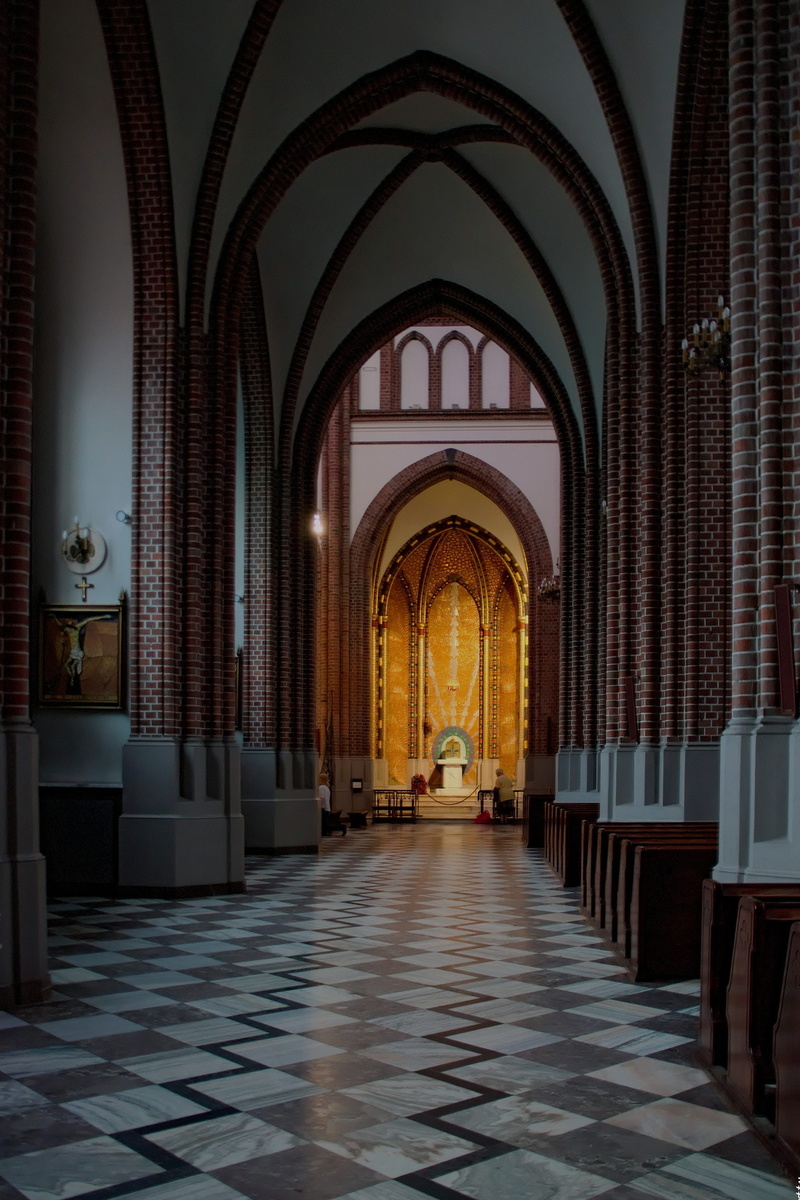 flooring, 2K, architectural column, christianity, empty, arched, ceiling, building, tourism, direction, sacral, corridor, no people, the art of, faith