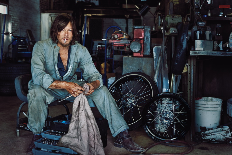 mode of transportation, tire, land vehicle, indoors, casual clothing, mechanic, expertise, three quarter length, one person, Men, bicycle, actor, auto repair shop