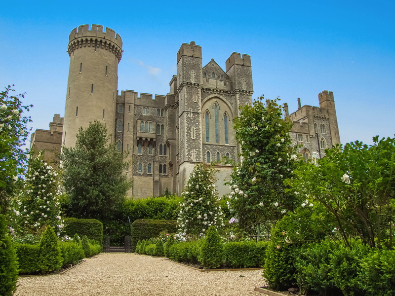 castle, blue, old, outdoors, travel, sky, daytime, clear sky, famous Place, day, tree, arundel castle, tower, trees, plant, 4K, europe, building exterior