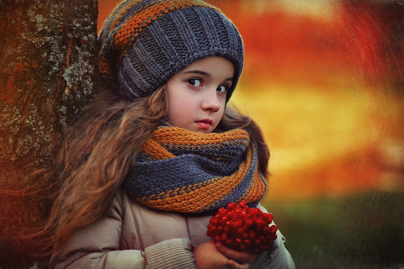 women, looking at camera, beauty, one Person, day, clothing, knit, girl, happiness, gray, nature, leaf, long hair, children, winter, hairstyle, headshot