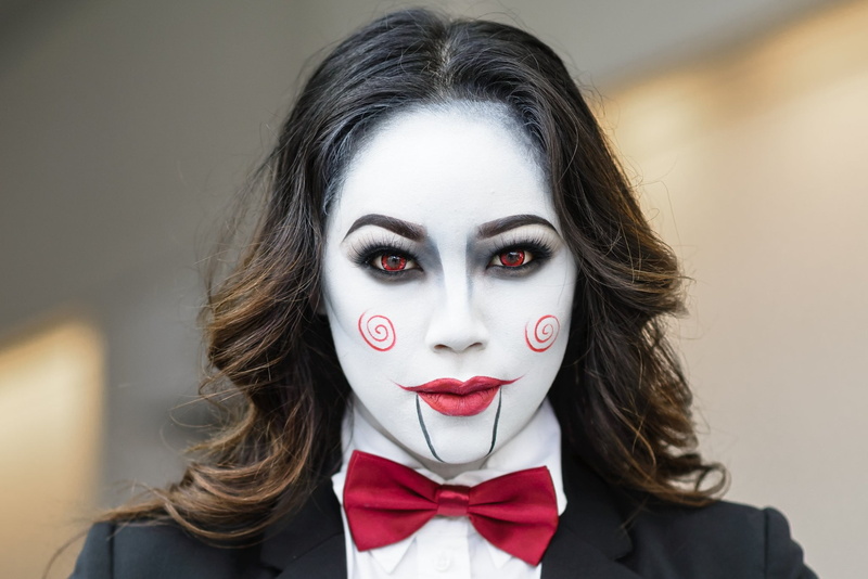 creativity, indoors, body part, front view, make-up, beautiful woman, witch, studio shot, long hair, Saw, red, hairstyle, dressing up, cosplay, headshot