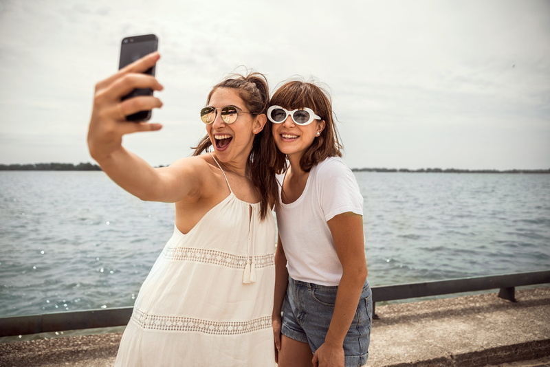 Smile, Summer, togetherness, Fun, mobile phone, wireless technology, technology, self portrait photography, photo, adult, portrait, photographing, photo messaging
