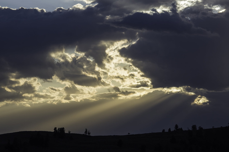 cloud - sky, clouds, sunbeam, crepuscular rays, scenic, twilight, nature, outdoors, day, environment, dramatic sky, silhouettes, sunset, tranquil scene
